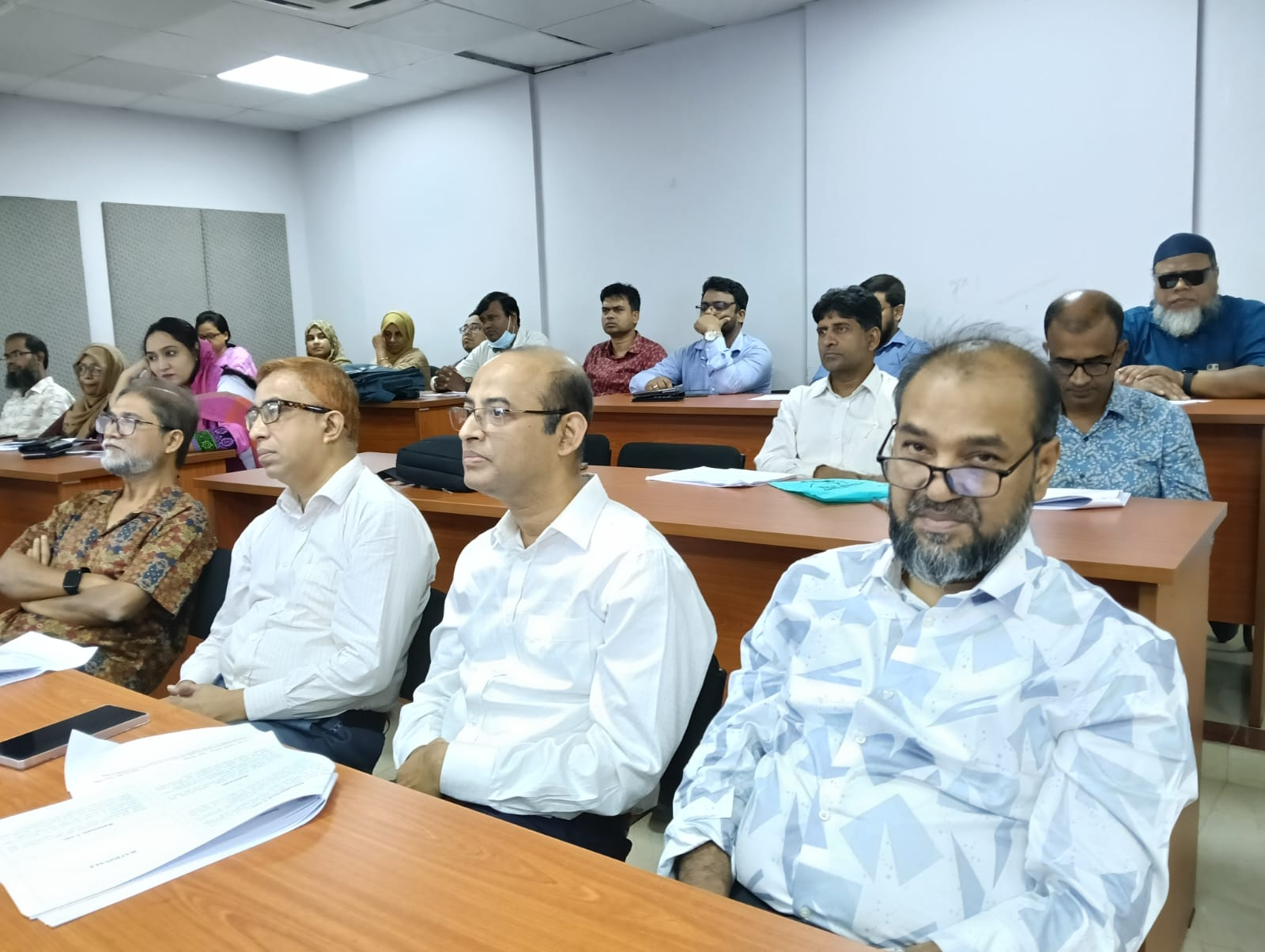 Comparison of Lipid Proifle between Weavers and Non-Weavers in Rajshahi City.